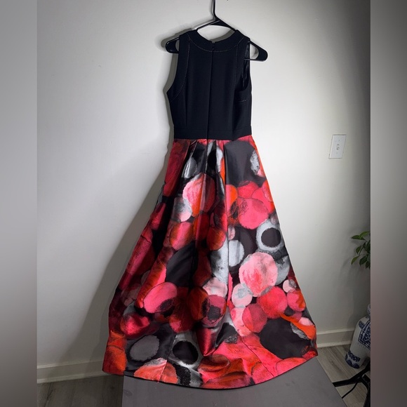 Carmen Marc Valvo Sleeveless Bubble Brocade Ball Gown - Picture 4 of 10